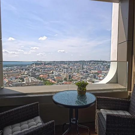 Skau Sky Park By Zaha Hadid 22 Floor 1 Tower Panoramic View Free Parking Lägenhet Bratislava