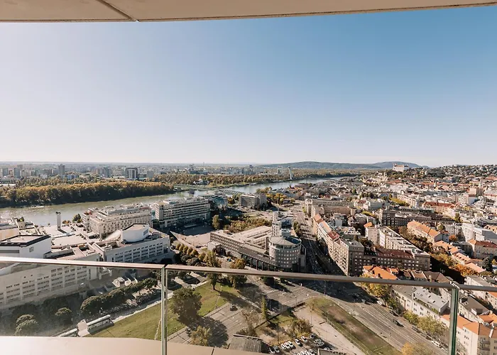 Skau Sky Park By Zaha Hadid 22 Floor 1 Tower Panoramic View Free Parking