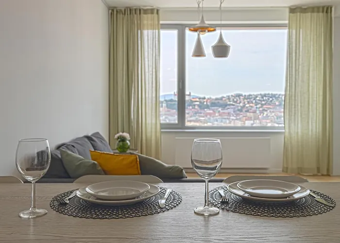 Skau Sky Park By Zaha Hadid 22 Floor 1 Tower Panoramic View Free Parking