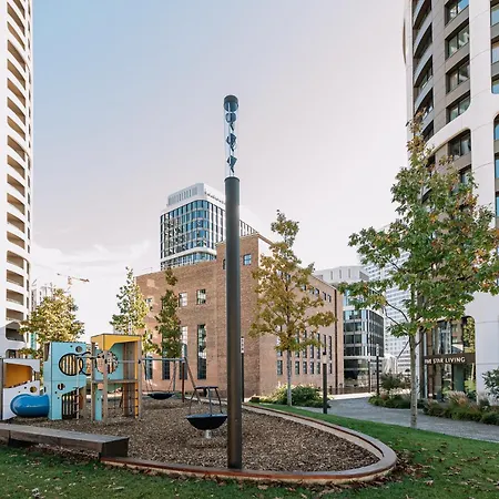 Skau Sky Park By Zaha Hadid 22 Floor 1 Tower Panoramic View Free Parking Pozsony